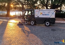 Due nuove spazzatrici per il settore Igiene Urbana di Garda Uno