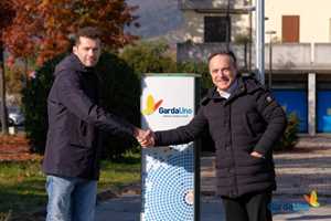 Inaugurata la prima colonnina di ricarica elettrica pubblica a Prevalle